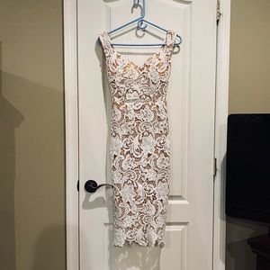 White laced sweetheart Bridal dress